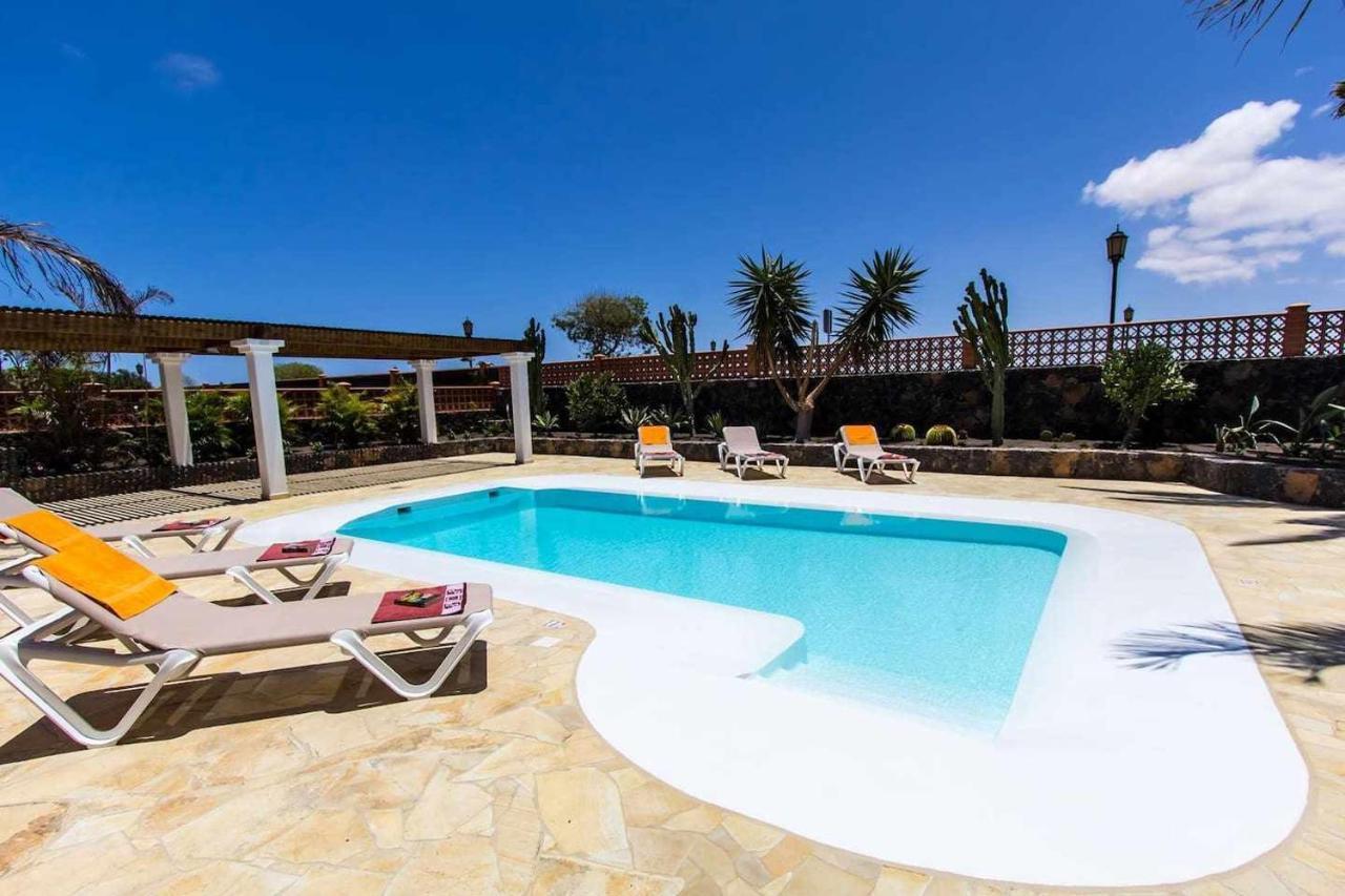Villa Privada En Un Entorno Unico Corralejo Eksteriør billede